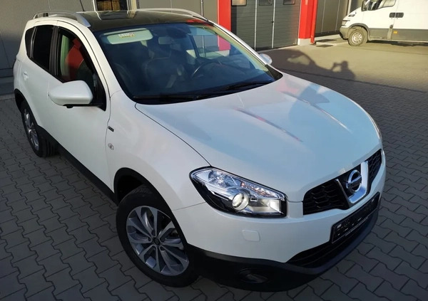 Nissan Qashqai cena 44900 przebieg: 83000, rok produkcji 2013 z Krynica Morska małe 497